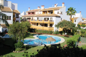 Marina Esuri. Bonito apartamento junto al Algarve portugués y 10 minutos de Isla Canela., Huelva